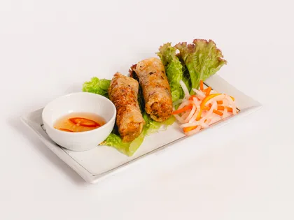 2 fried spring rolls