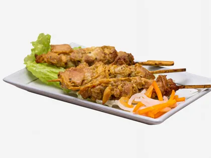Yakitori meat skewers